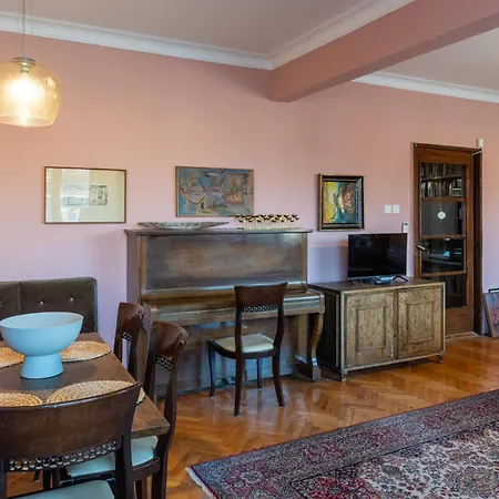 Vitosha Artist Apartman *